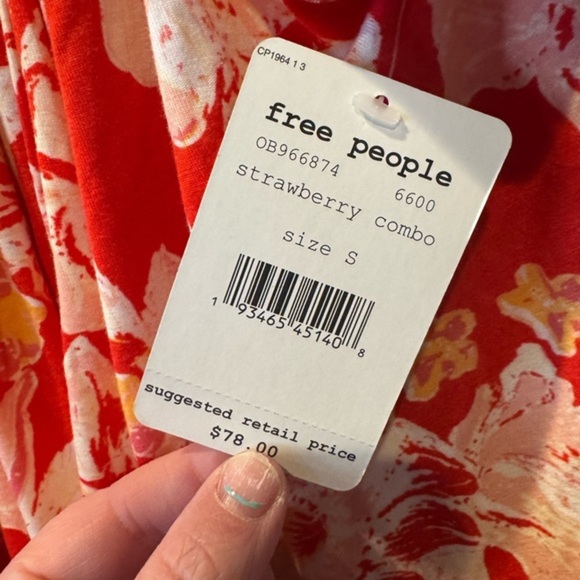 Free People Baja Babe Red Floral Tie Back Knit Tee – Size Small‎ – NWT - Picture 2 of 4